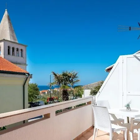 Apartments With Parking Space Povljana, Pag - 233 * Povljana