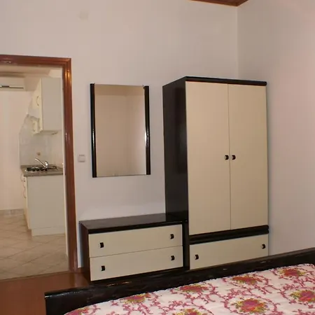 Apartments With Parking Space Povljana, Pag - 233 Apartment Povljana