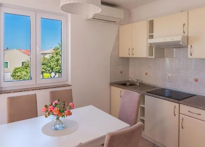 Apartamento With Parking Space Povljana, Pag - 233 *