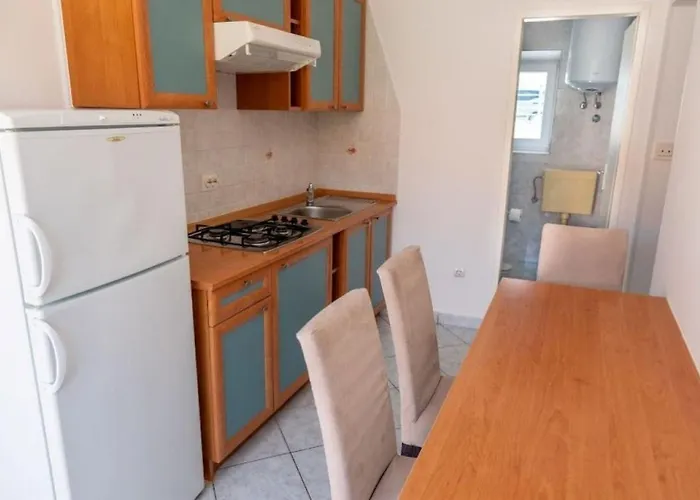 Apartments With Parking Space Povljana, Pag - 233 Apartment *